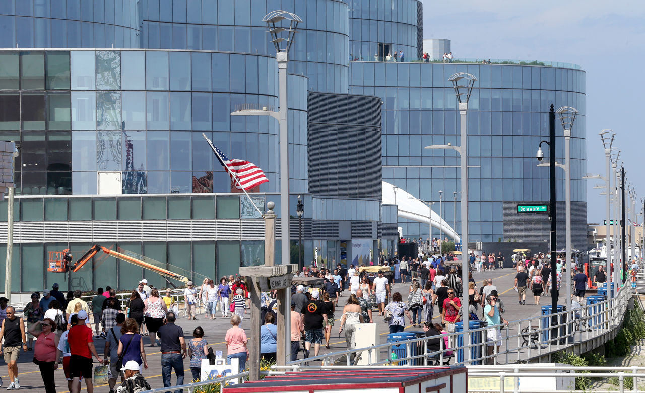 Hard Rock Ocean Resort Casino Opens